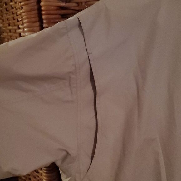 Kahili Golf Course Golf Jacket Maui Hawaii - Picture 7 of 10